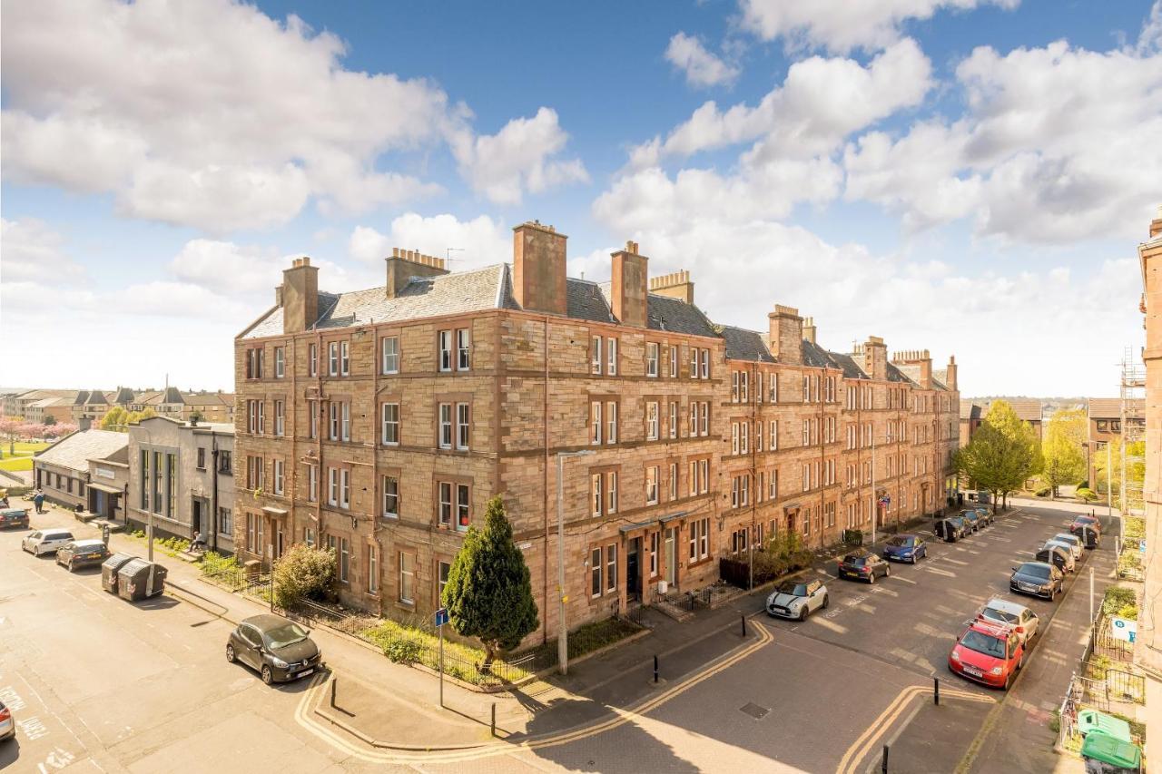 Pass The Keys Stunning 3 Bed Loft Style Apt With Free Parking EDI Kültér fotó