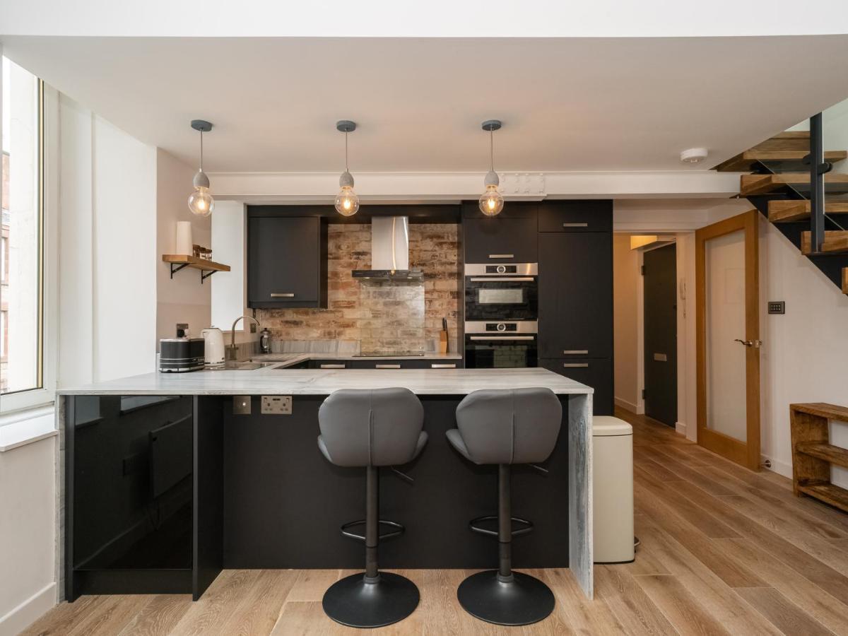 Pass The Keys Stunning 3 Bed Loft Style Apt With Free Parking EDI Kültér fotó