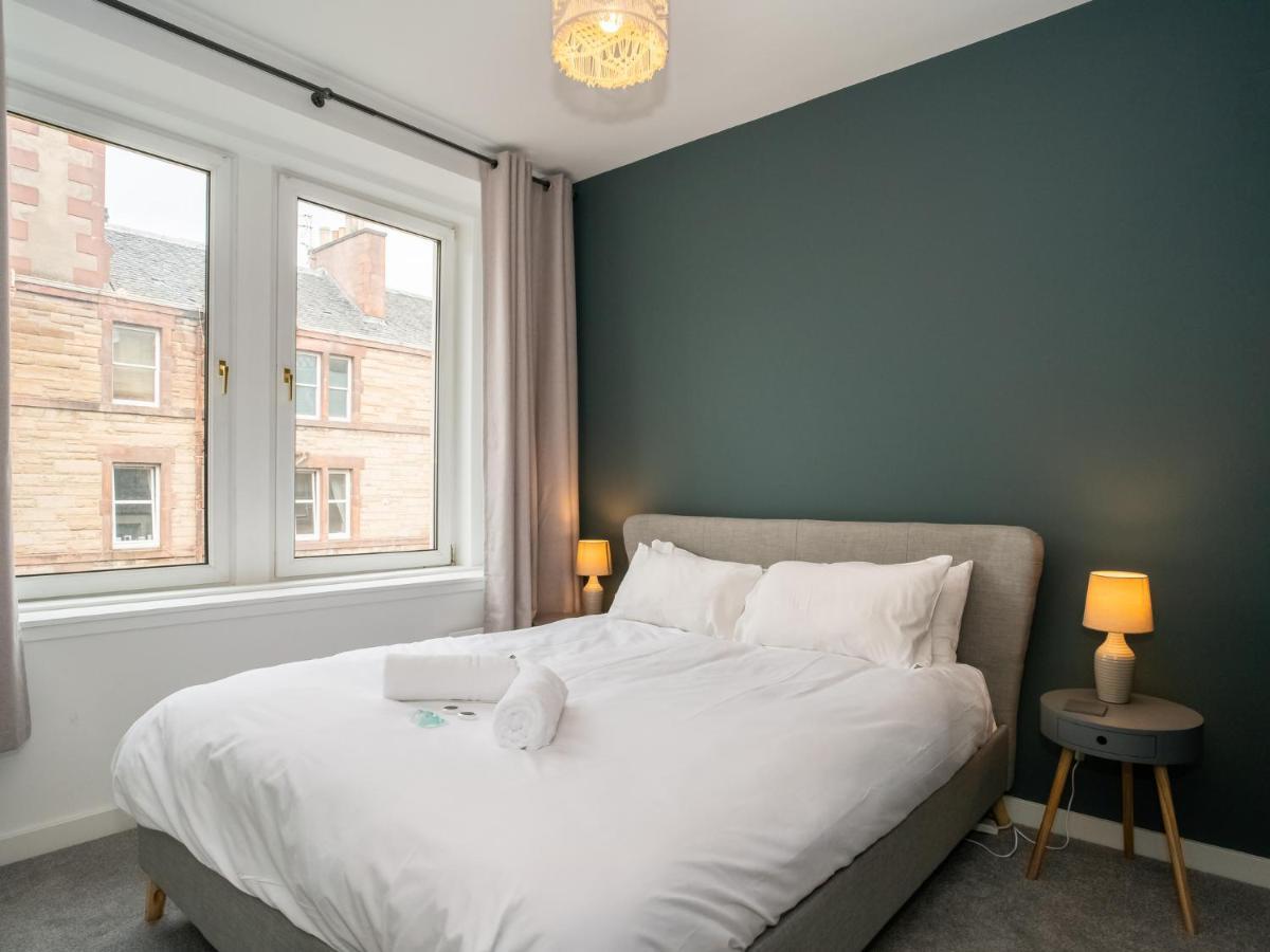 Pass The Keys Stunning 3 Bed Loft Style Apt With Free Parking EDI Kültér fotó