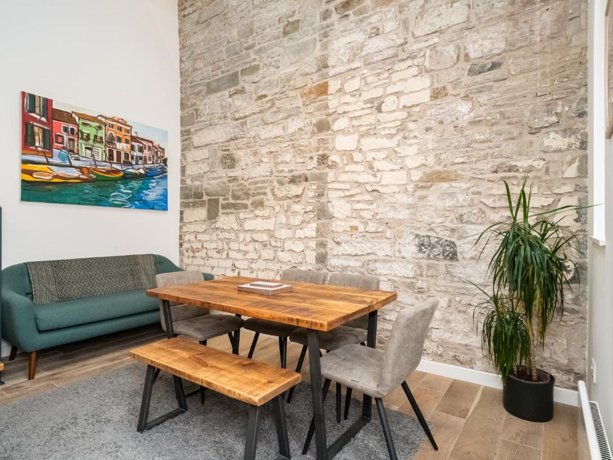 Pass The Keys Stunning 3 Bed Loft Style Apt With Free Parking EDI Kültér fotó
